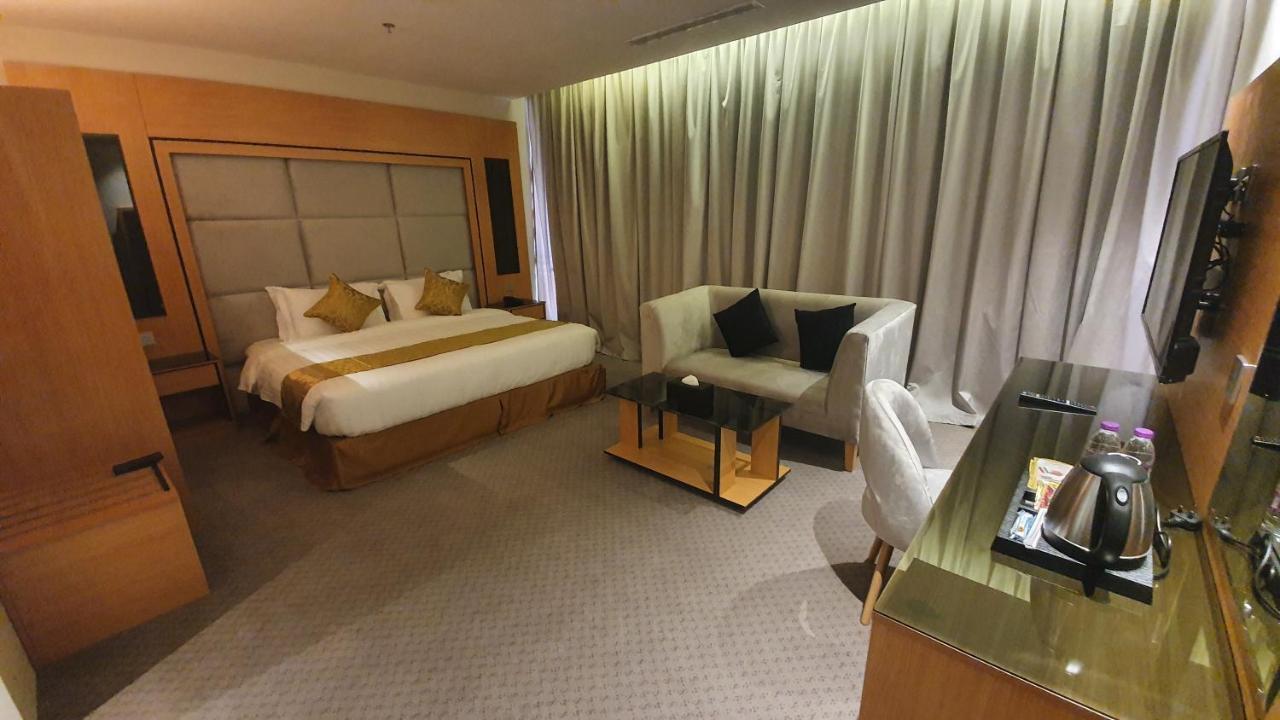 Al Rayyan Tower Hotel 3*