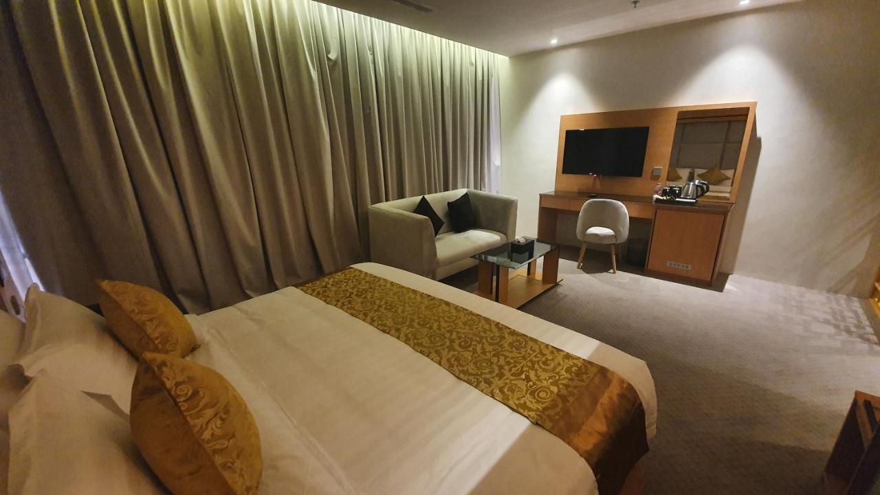 Al Rayyan Tower Hotel 3*